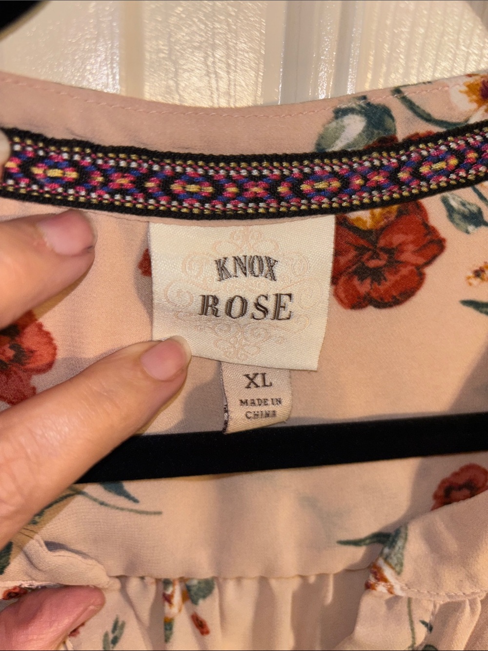 Knox Rose Beige Floral Short Sleeve Blouse - Picture 2 of 7